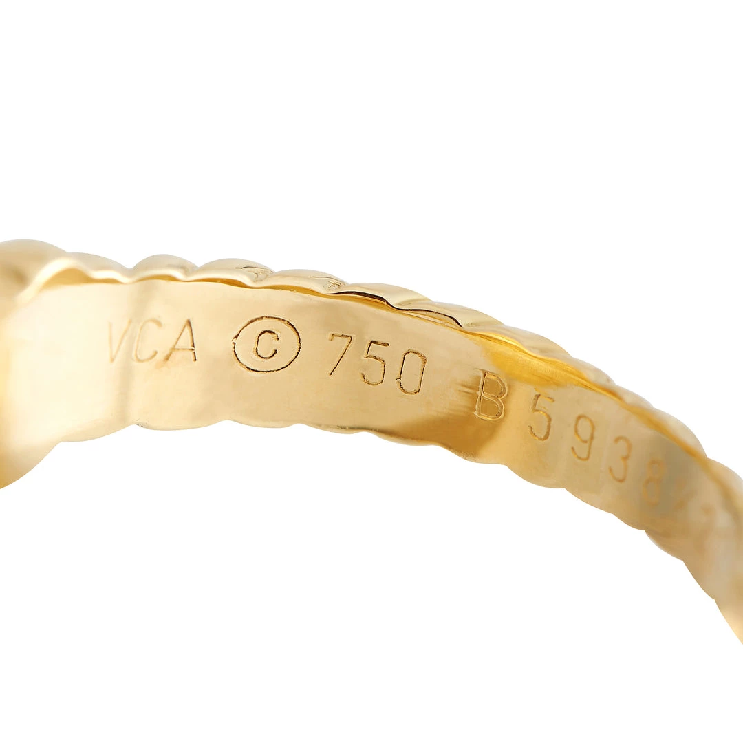 Best Pirce 🔔 women Van Cleef & Arpels Alhambra 18K Yellow Gold Ring 😍 - Image 4