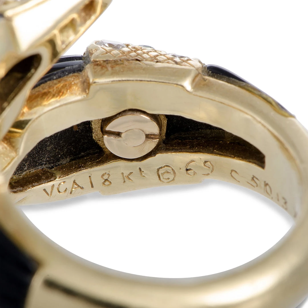 Outlet 🔥 women Van Cleef & Arpels 18K Yellow Gold Diamond Pave, Emerald and Fluted Onyx Double Swan Bypass Ring 😀 - Image 5