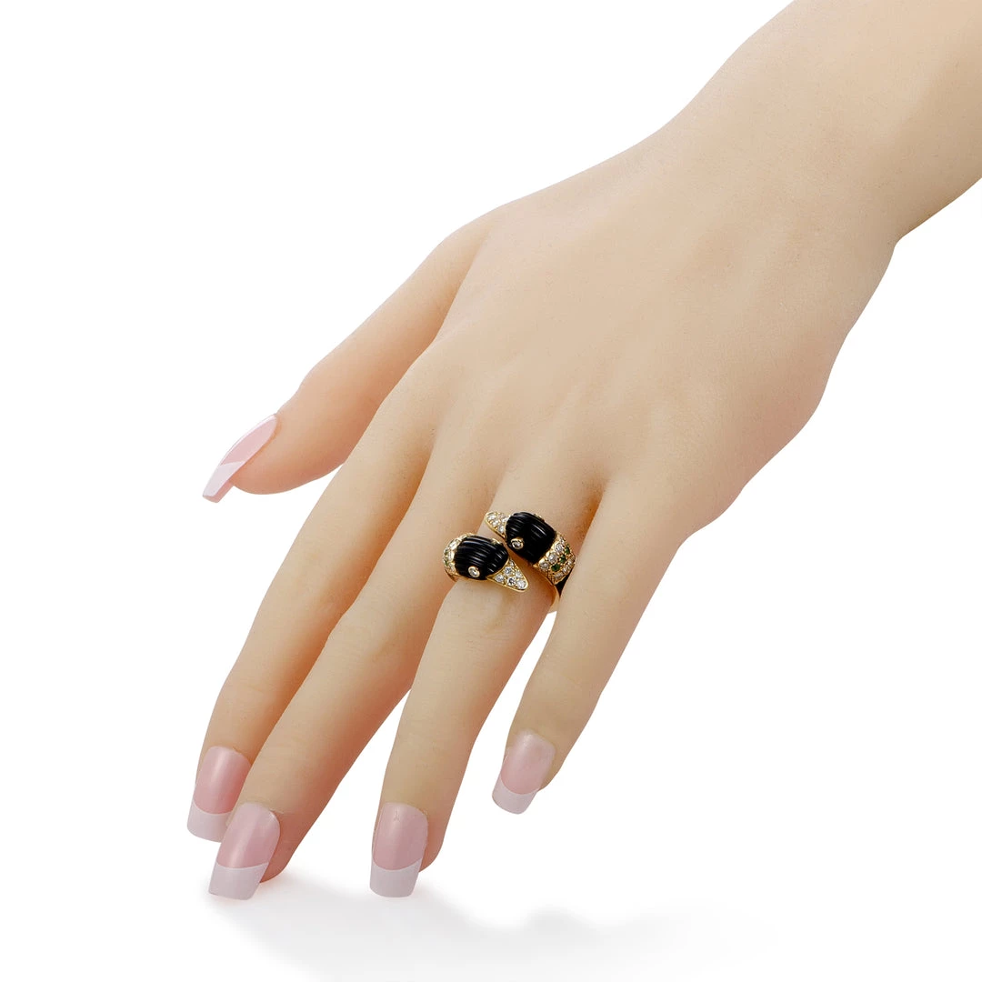 Outlet 🔥 women Van Cleef & Arpels 18K Yellow Gold Diamond Pave, Emerald and Fluted Onyx Double Swan Bypass Ring 😀 - Image 4